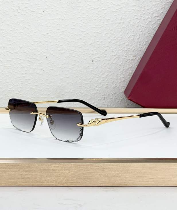Picture of Cartier Sunglasses _SKUfw80239030fw